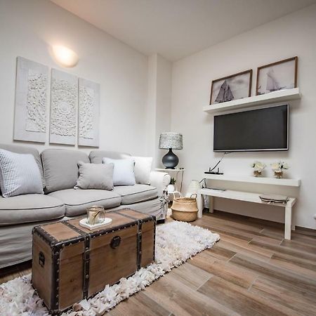 Cherihomeassisi Apartment Kültér fotó