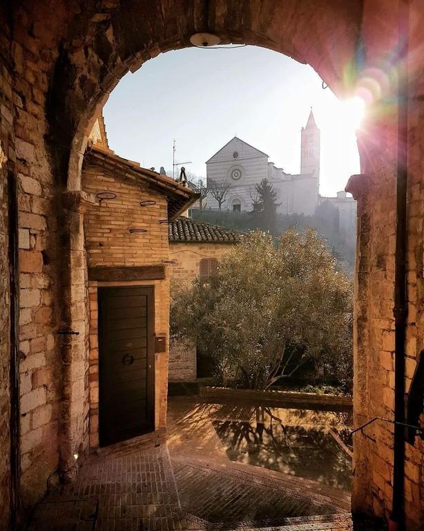 Cherihomeassisi Apartment Kültér fotó